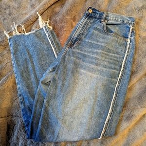 New American Eagle Mom Jeans